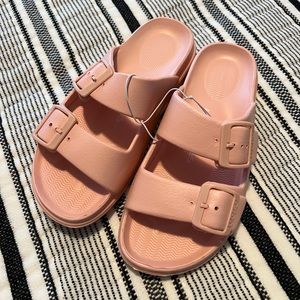 Slide sandals
